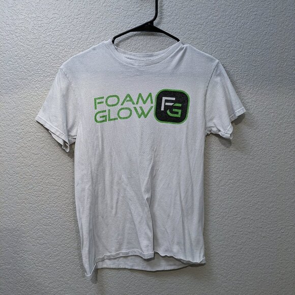 Foam Glow graphic t-shirt - Size Small - Picture 1 of 4